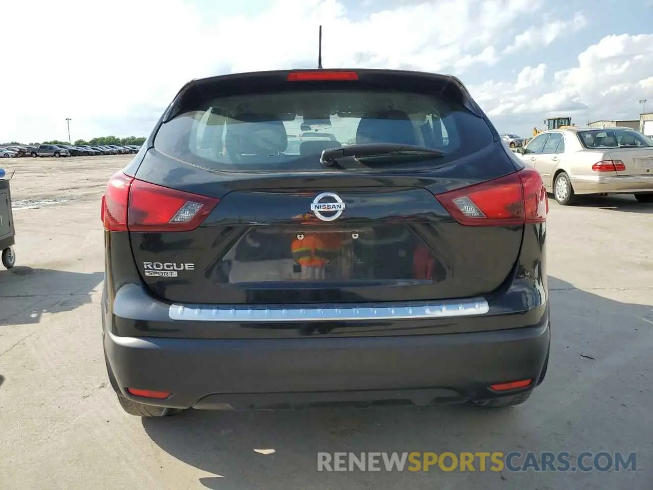 6 Photograph of a damaged car JN1BJ1CP2KW527447 NISSAN ROGUE 2019