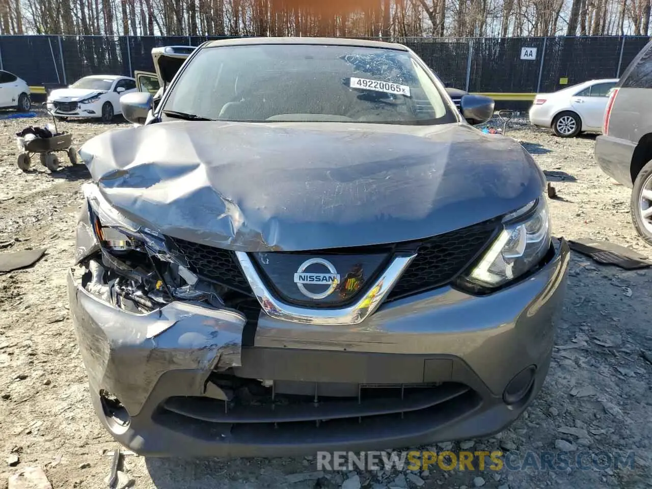 5 Photograph of a damaged car JN1BJ1CP3KW229358 NISSAN ROGUE 2019