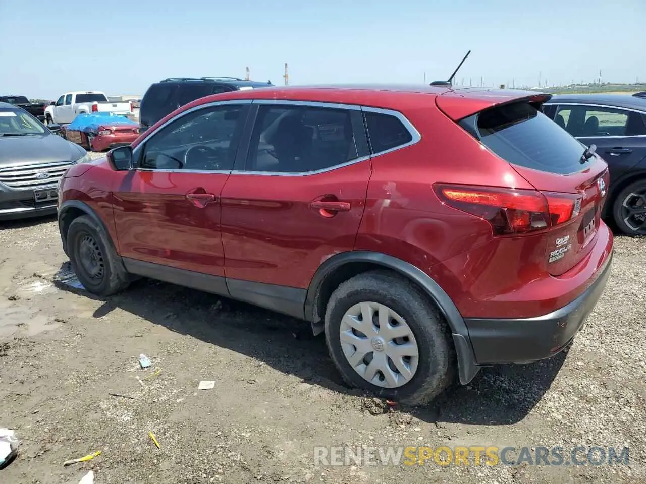 2 Photograph of a damaged car JN1BJ1CP3KW238688 NISSAN ROGUE 2019