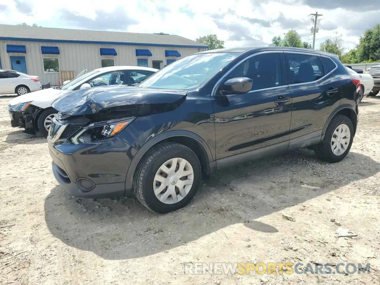 1 Photograph of a damaged car JN1BJ1CP3KW243681 NISSAN ROGUE 2019