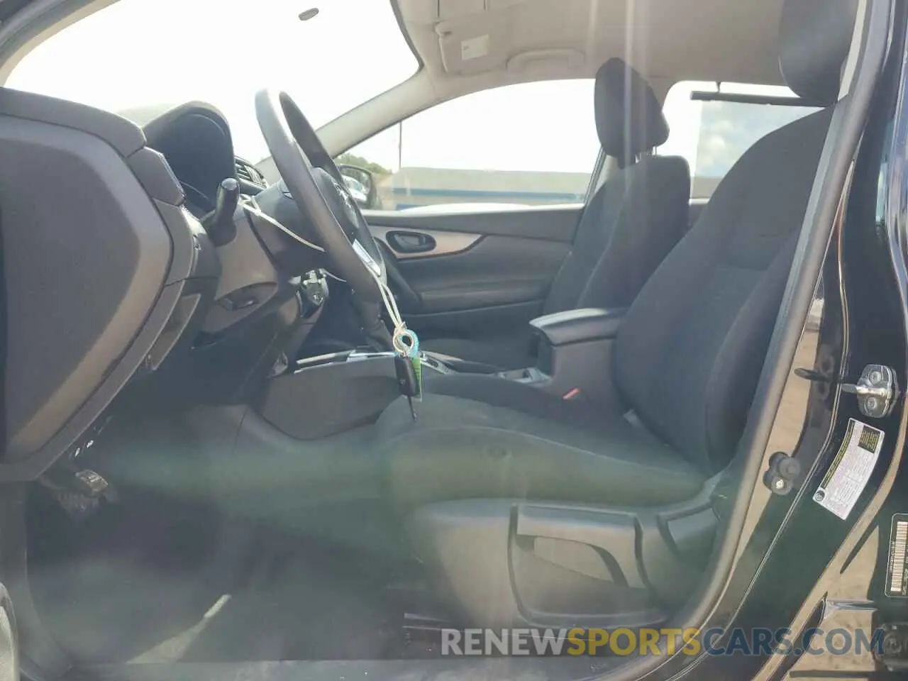7 Photograph of a damaged car JN1BJ1CP3KW243681 NISSAN ROGUE 2019