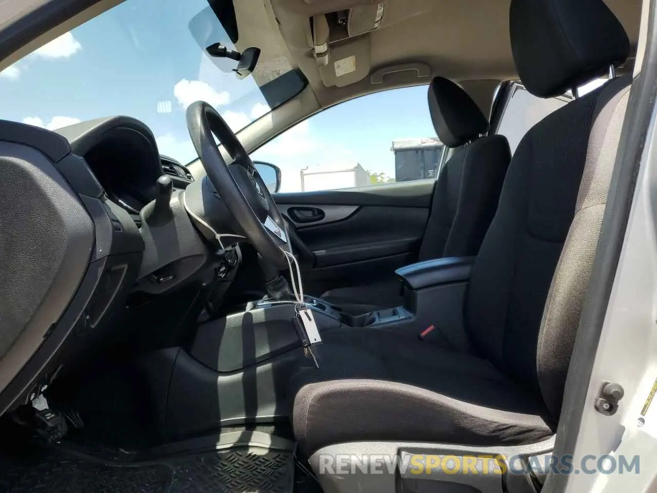 7 Photograph of a damaged car JN1BJ1CP4KW211483 NISSAN ROGUE 2019
