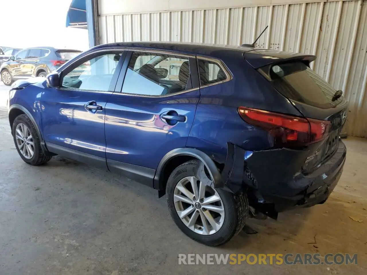 2 Photograph of a damaged car JN1BJ1CP4KW221138 NISSAN ROGUE 2019