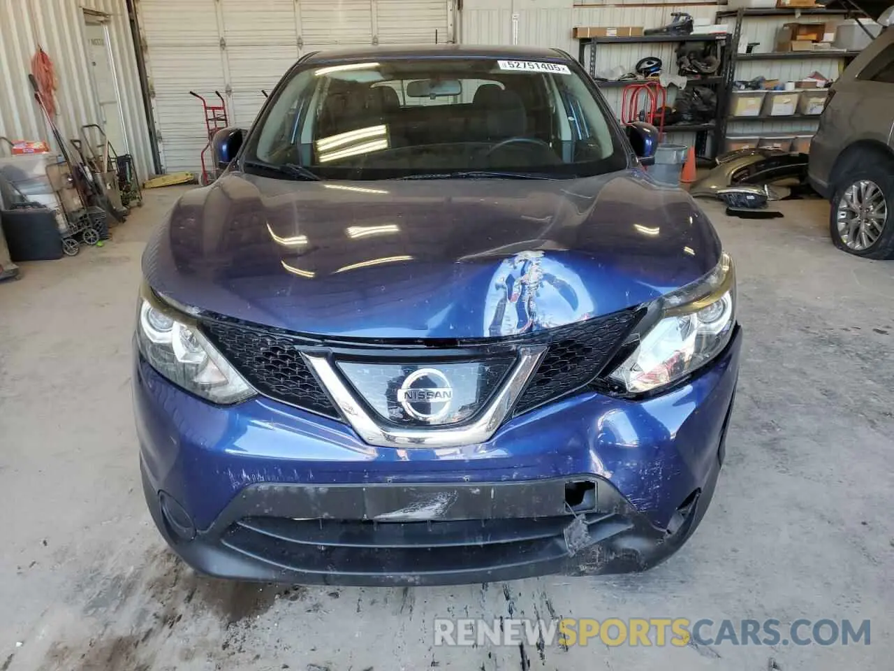 5 Photograph of a damaged car JN1BJ1CP4KW221138 NISSAN ROGUE 2019