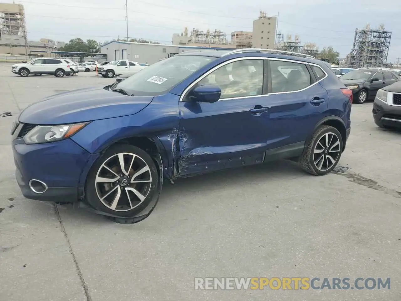 1 Photograph of a damaged car JN1BJ1CP4KW223505 NISSAN ROGUE 2019