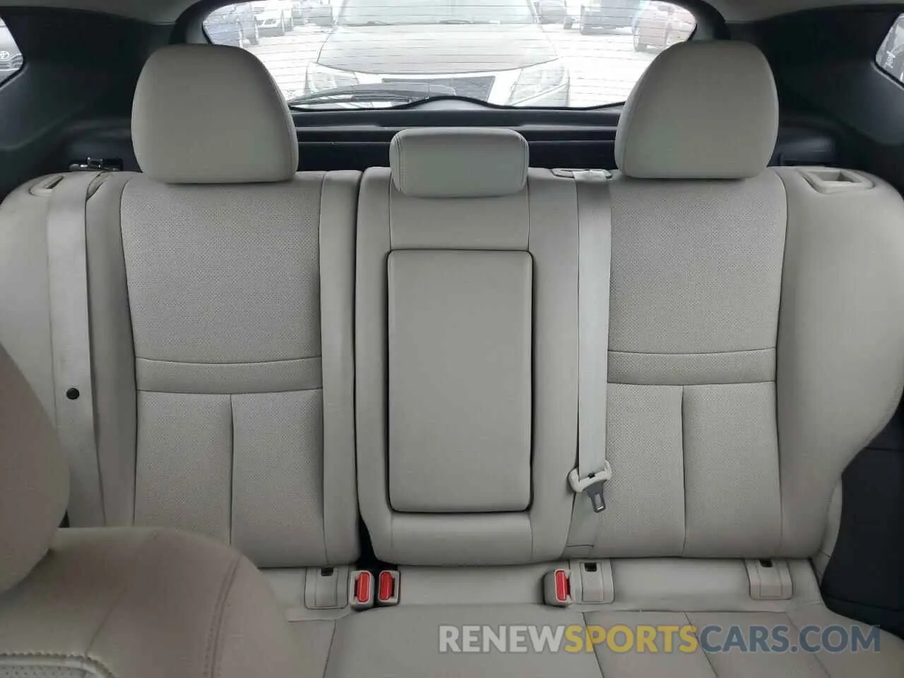 10 Photograph of a damaged car JN1BJ1CP4KW223505 NISSAN ROGUE 2019