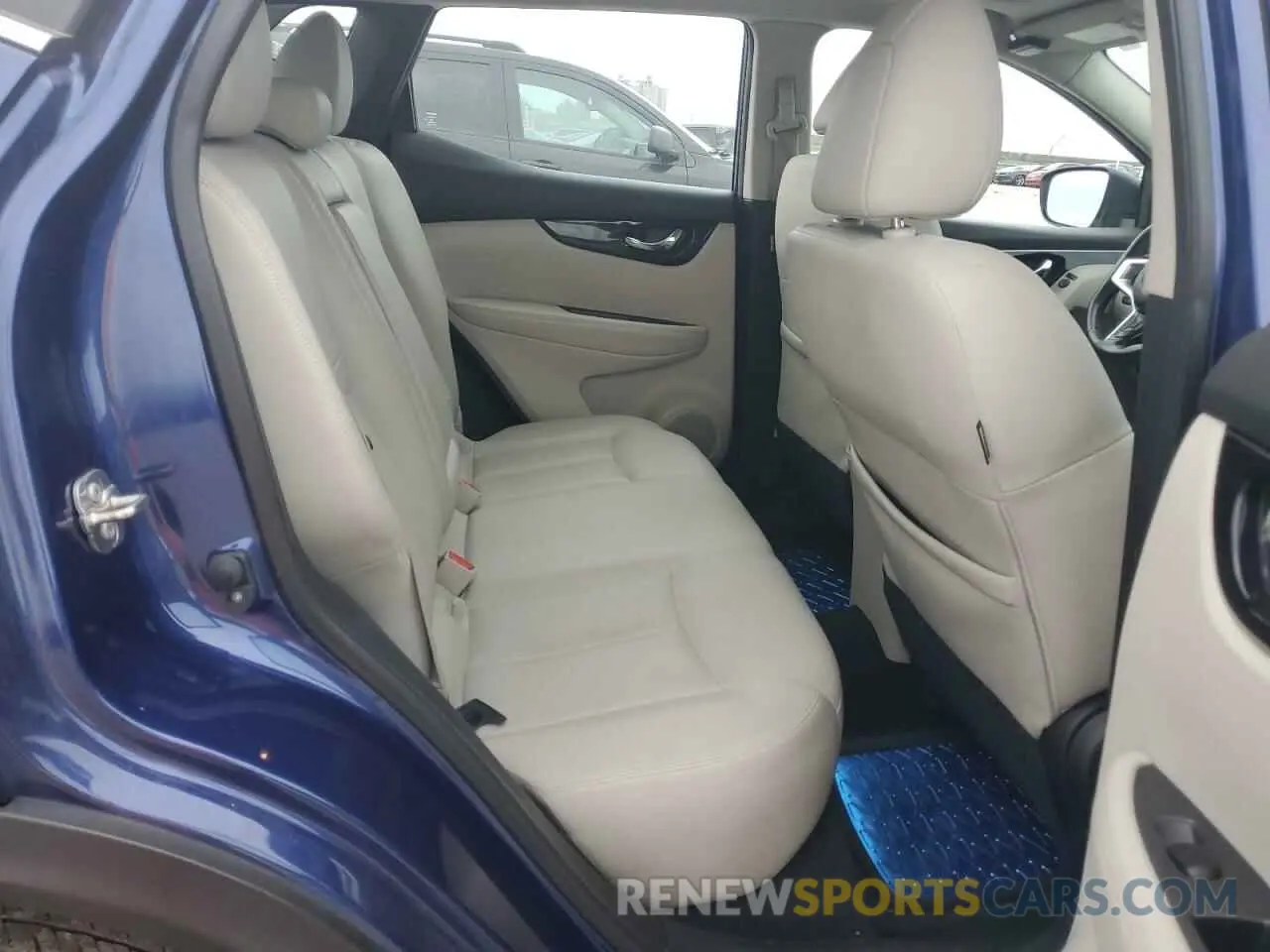 11 Photograph of a damaged car JN1BJ1CP4KW223505 NISSAN ROGUE 2019
