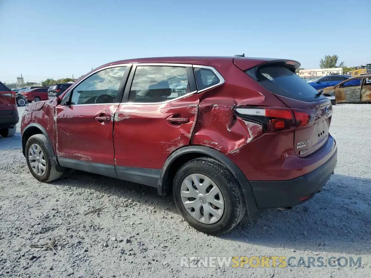 2 Photograph of a damaged car JN1BJ1CP4KW239591 NISSAN ROGUE 2019