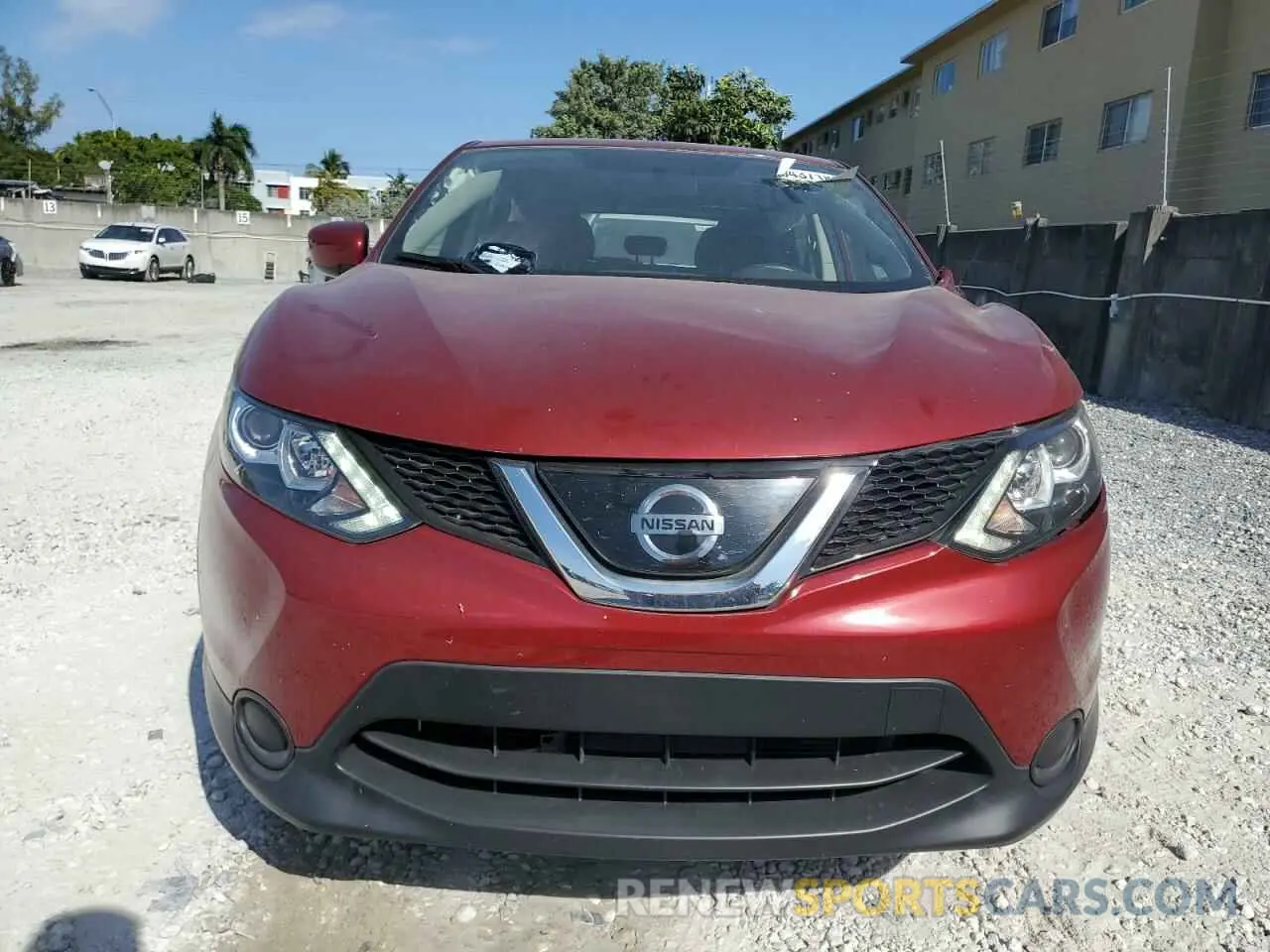 5 Photograph of a damaged car JN1BJ1CP4KW239591 NISSAN ROGUE 2019
