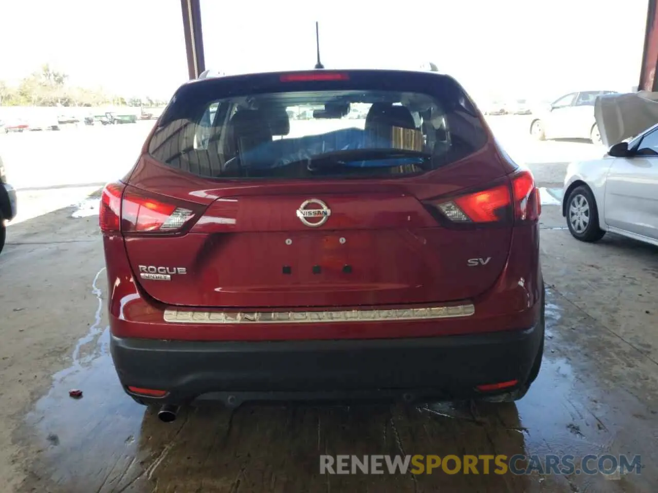 6 Photograph of a damaged car JN1BJ1CP5KW228762 NISSAN ROGUE 2019