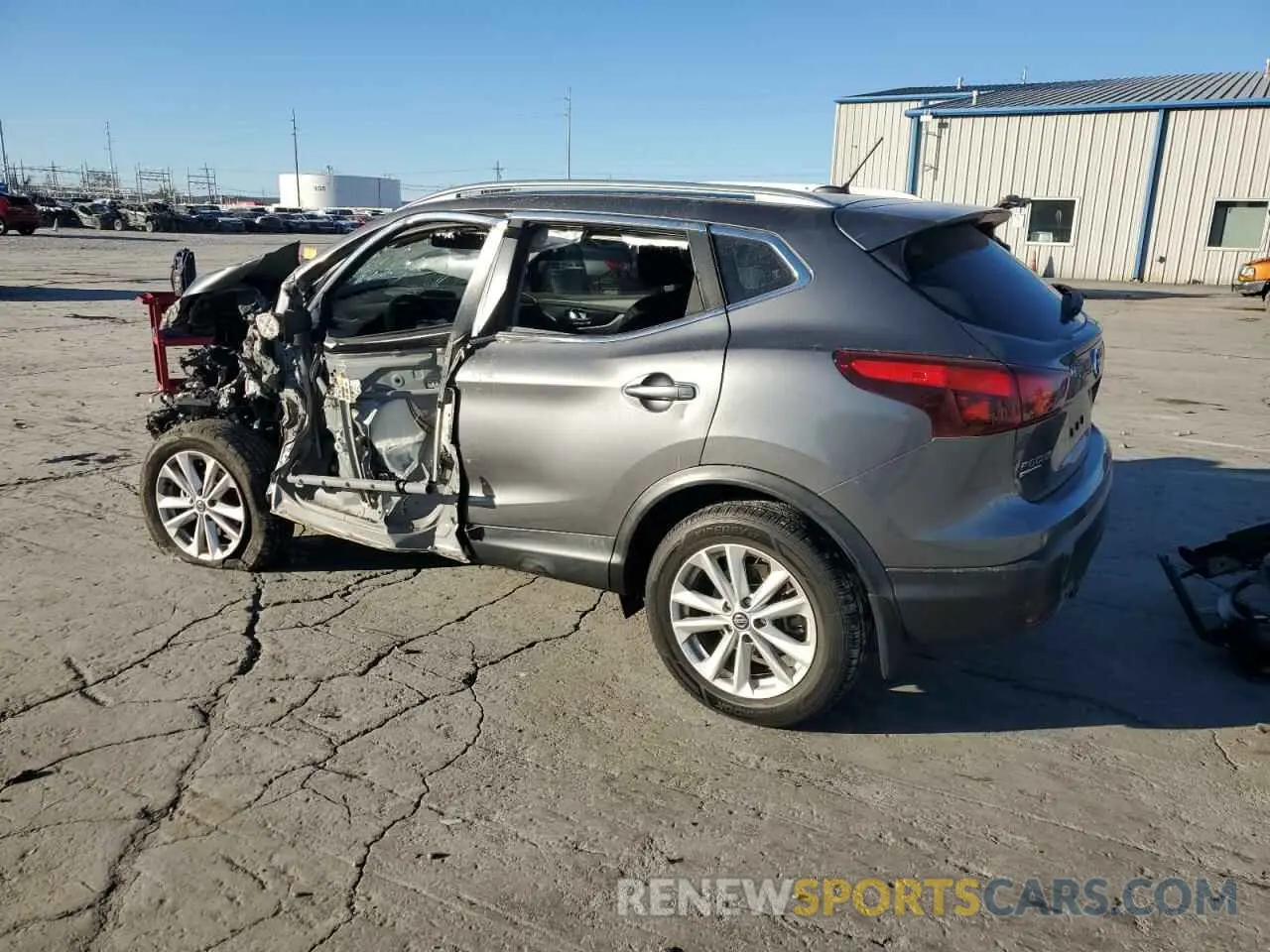 2 Photograph of a damaged car JN1BJ1CP6KW213221 NISSAN ROGUE 2019