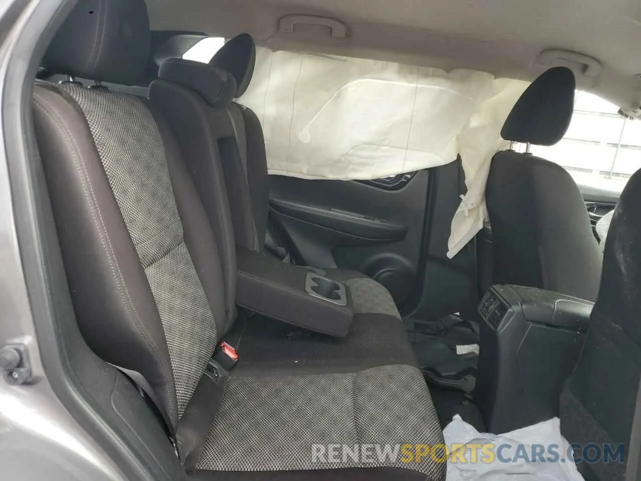 11 Photograph of a damaged car JN1BJ1CP6KW216412 NISSAN ROGUE 2019