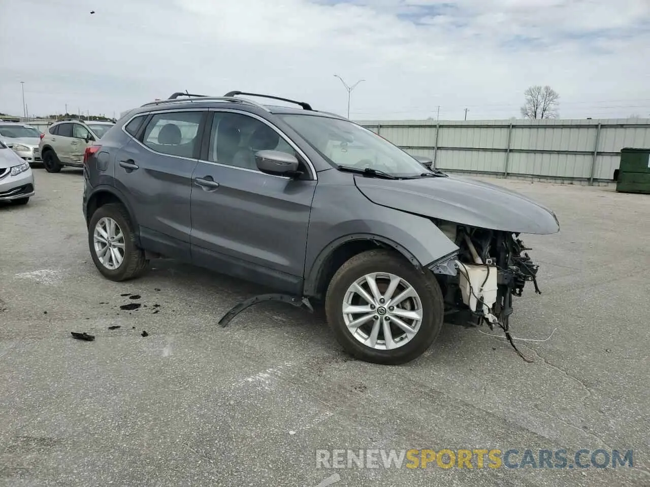 4 Photograph of a damaged car JN1BJ1CP6KW216412 NISSAN ROGUE 2019