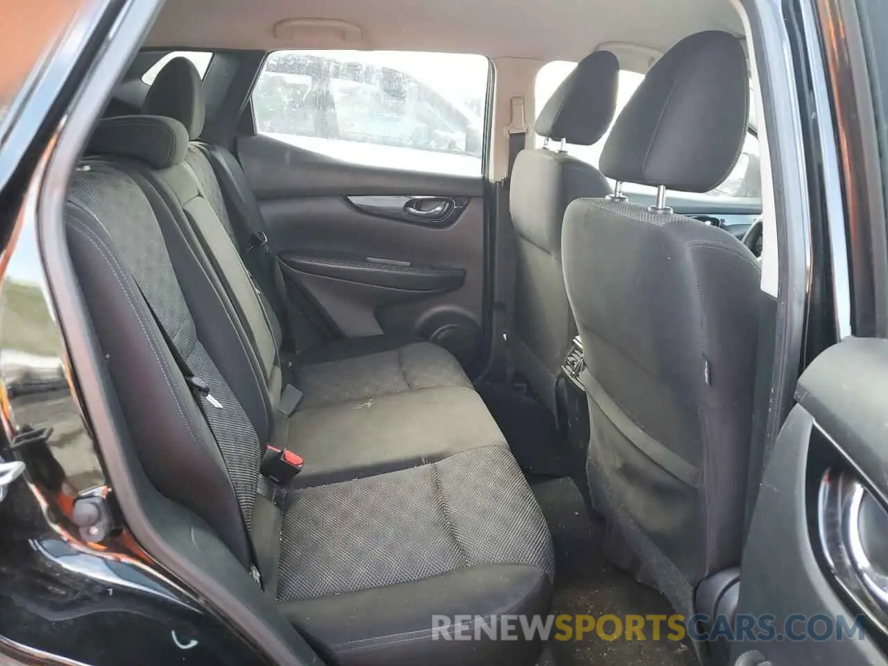 11 Photograph of a damaged car JN1BJ1CP6KW229161 NISSAN ROGUE 2019