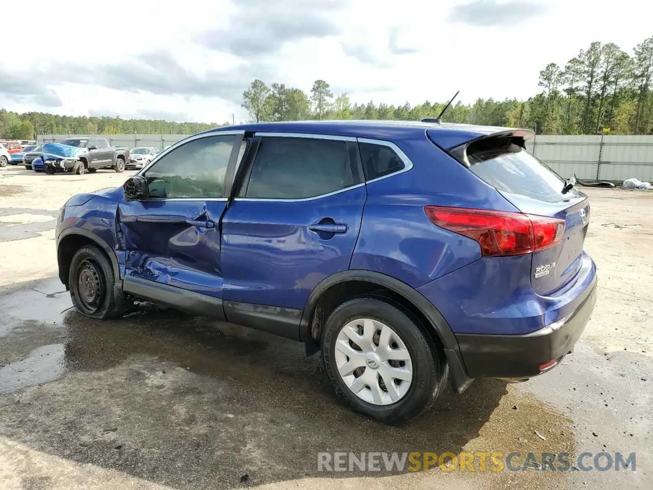 2 Photograph of a damaged car JN1BJ1CP6KW238183 NISSAN ROGUE 2019