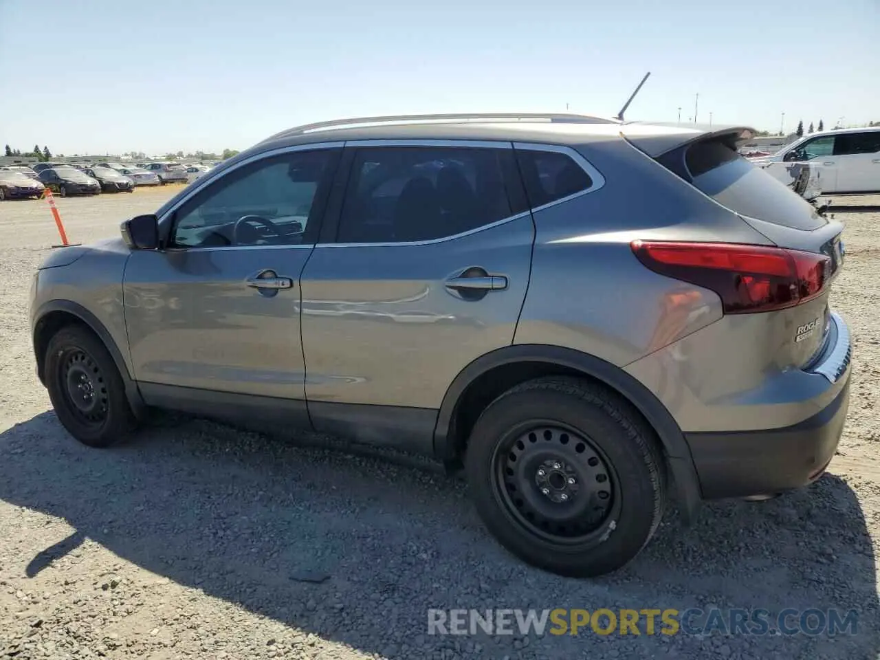2 Photograph of a damaged car JN1BJ1CP6KW529184 NISSAN ROGUE 2019