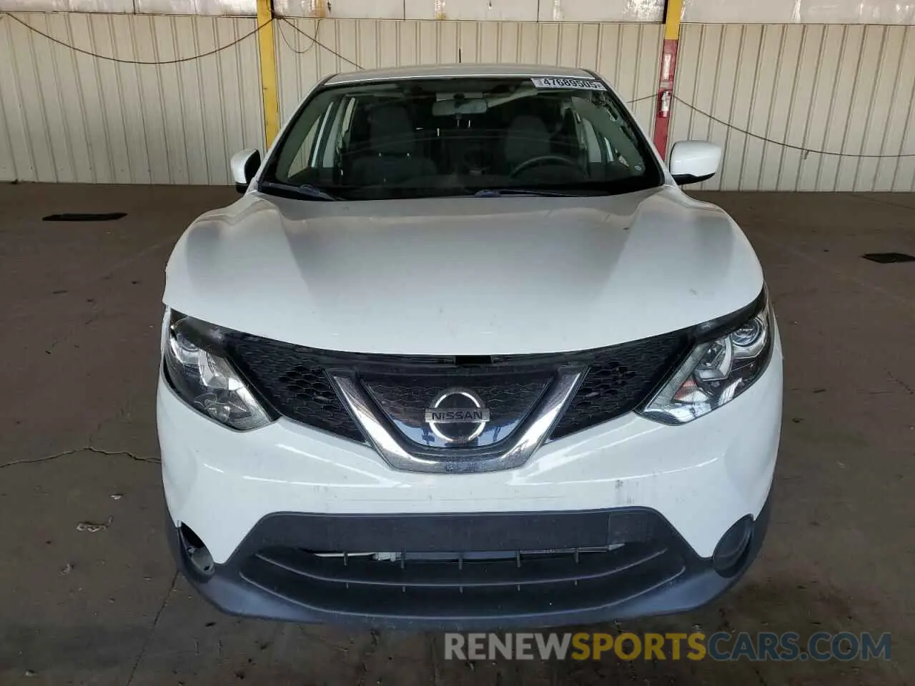 5 Photograph of a damaged car JN1BJ1CP7KW217083 NISSAN ROGUE 2019