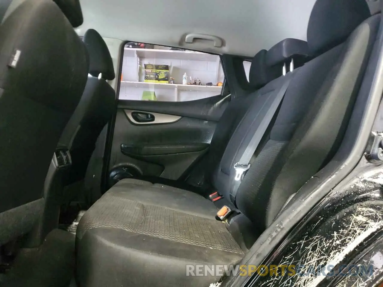11 Photograph of a damaged car JN1BJ1CP7KW221649 NISSAN ROGUE 2019