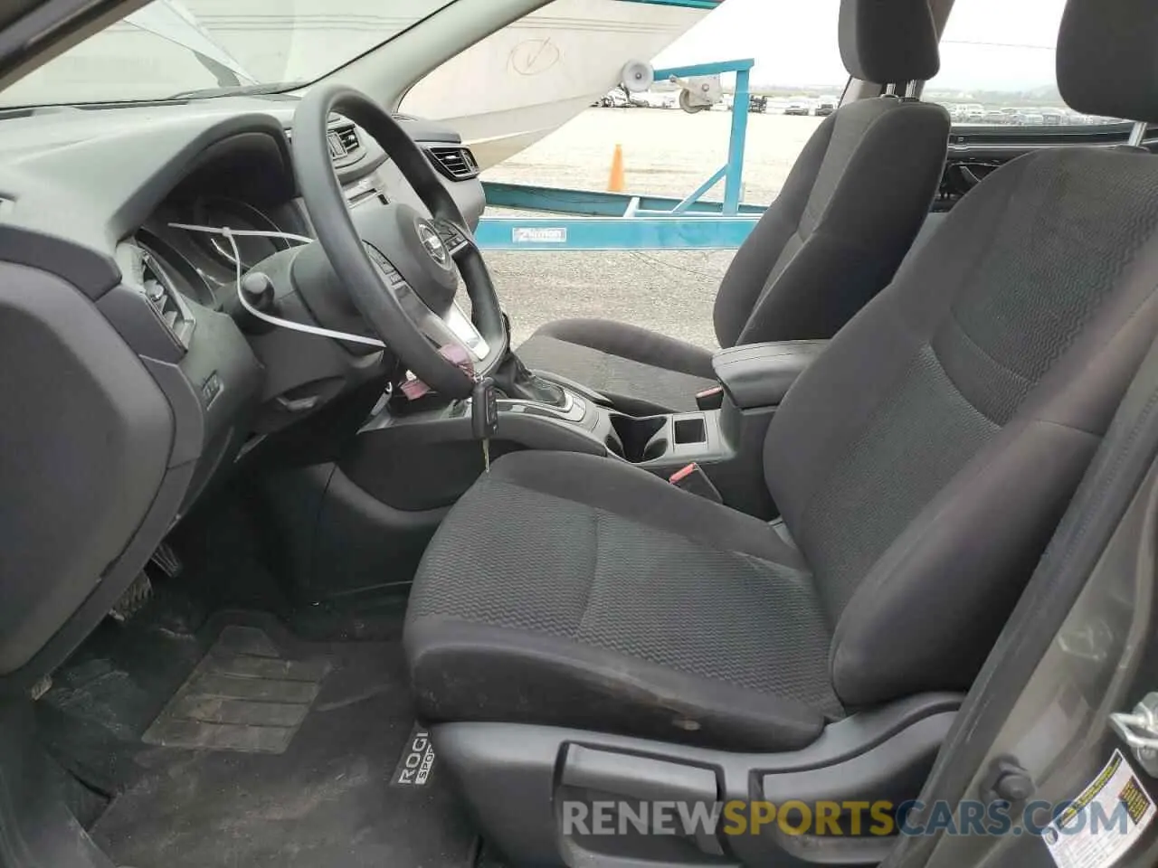 7 Photograph of a damaged car JN1BJ1CP7KW529176 NISSAN ROGUE 2019