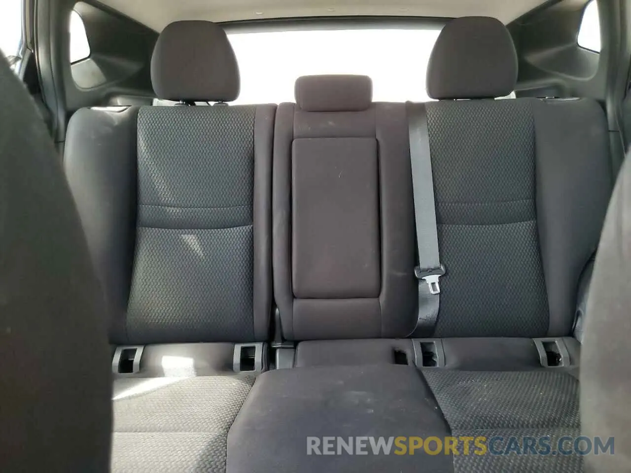 10 Photograph of a damaged car JN1BJ1CP7KW529730 NISSAN ROGUE 2019