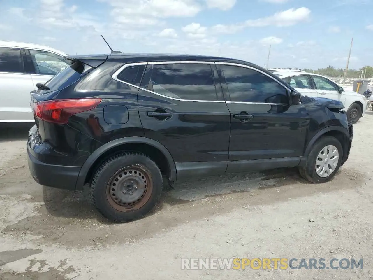 3 Photograph of a damaged car JN1BJ1CP7KW529730 NISSAN ROGUE 2019