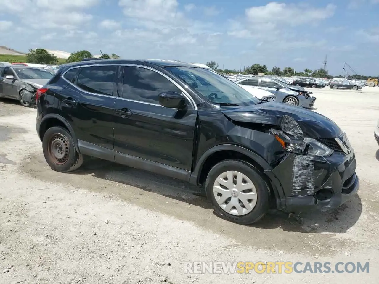 4 Photograph of a damaged car JN1BJ1CP7KW529730 NISSAN ROGUE 2019