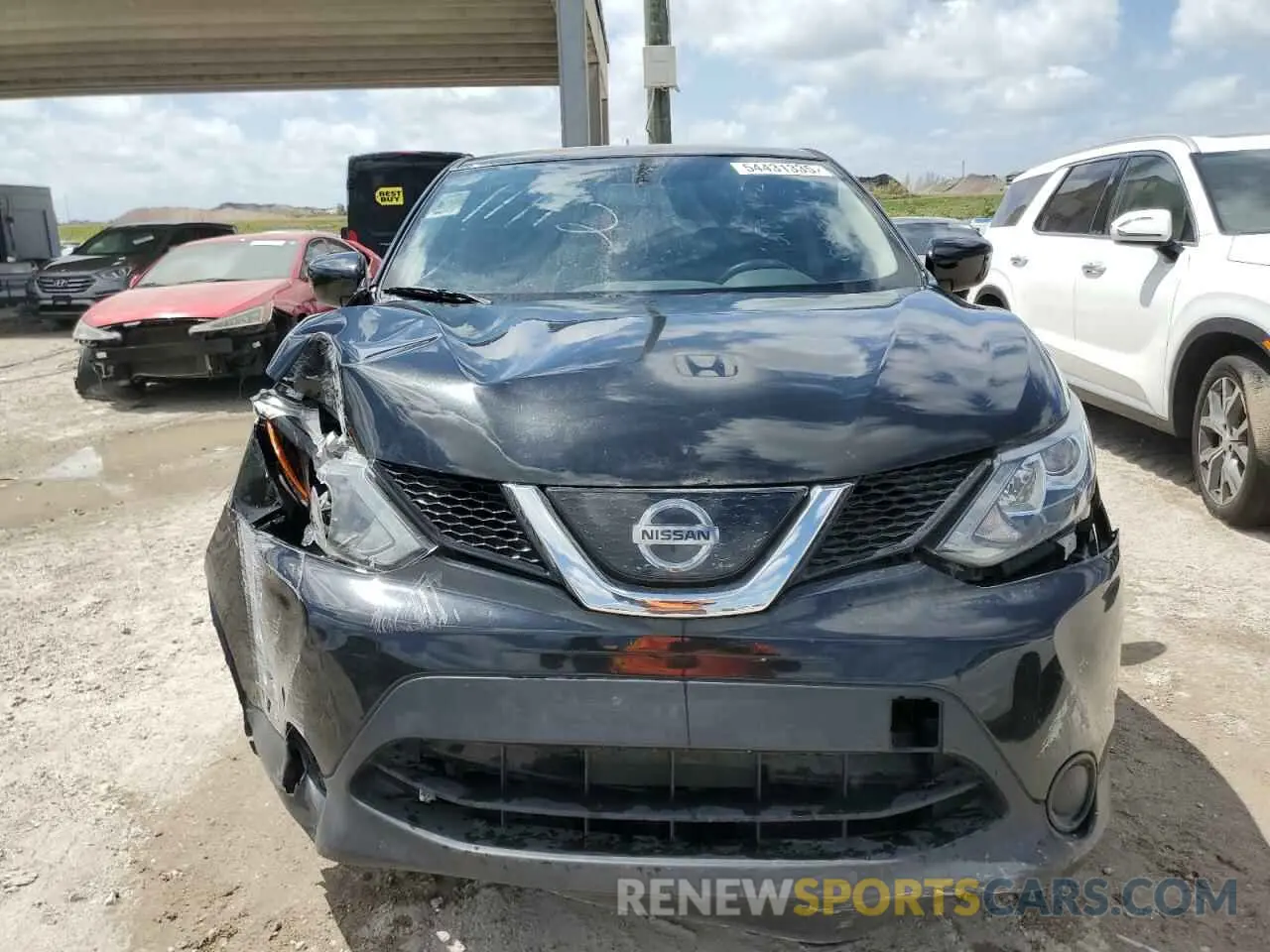 5 Photograph of a damaged car JN1BJ1CP7KW529730 NISSAN ROGUE 2019
