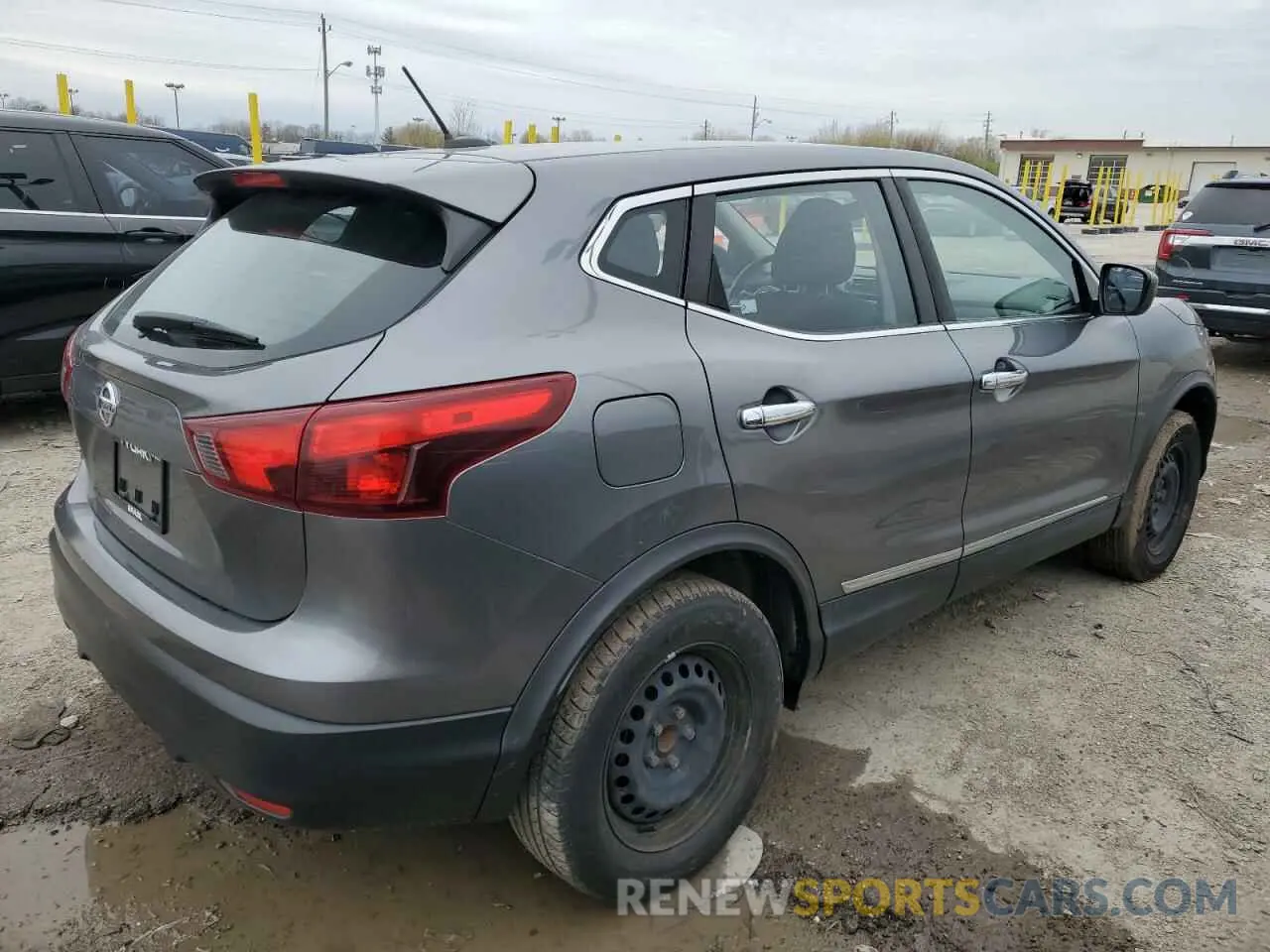 3 Photograph of a damaged car JN1BJ1CP8KW212930 NISSAN ROGUE 2019