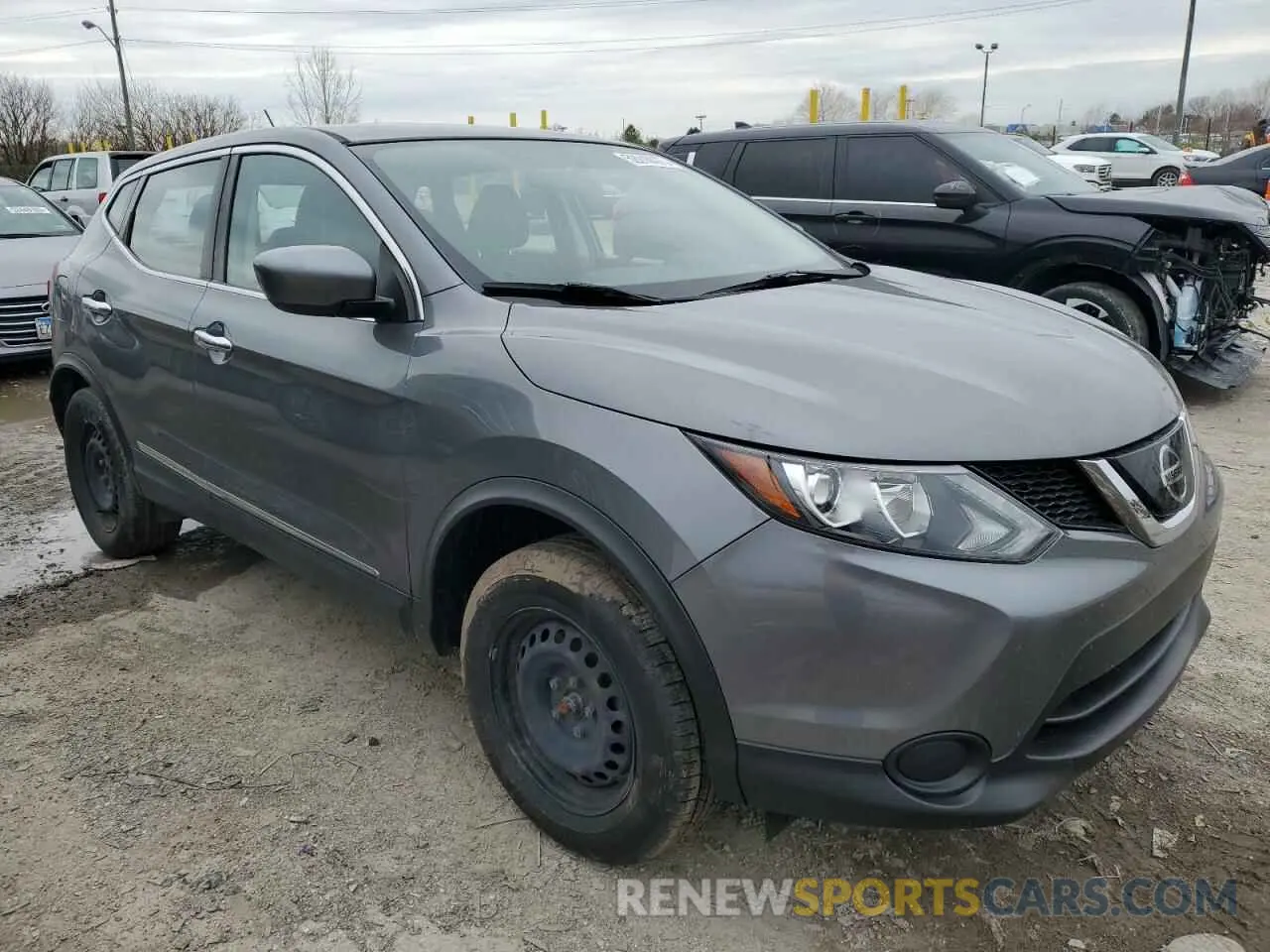 4 Photograph of a damaged car JN1BJ1CP8KW212930 NISSAN ROGUE 2019