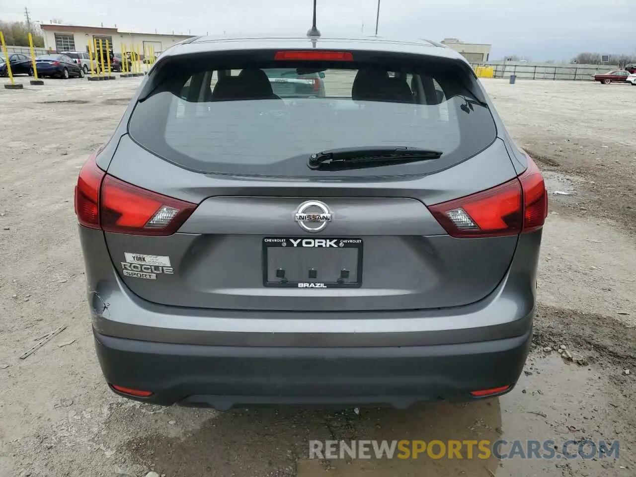 6 Photograph of a damaged car JN1BJ1CP8KW212930 NISSAN ROGUE 2019