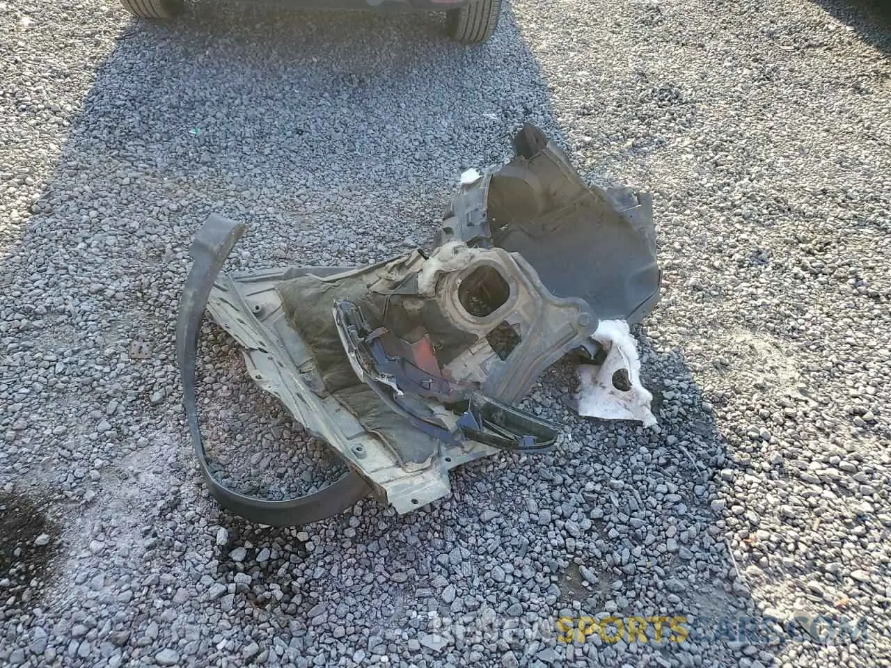 13 Photograph of a damaged car JN1BJ1CP8KW215021 NISSAN ROGUE 2019