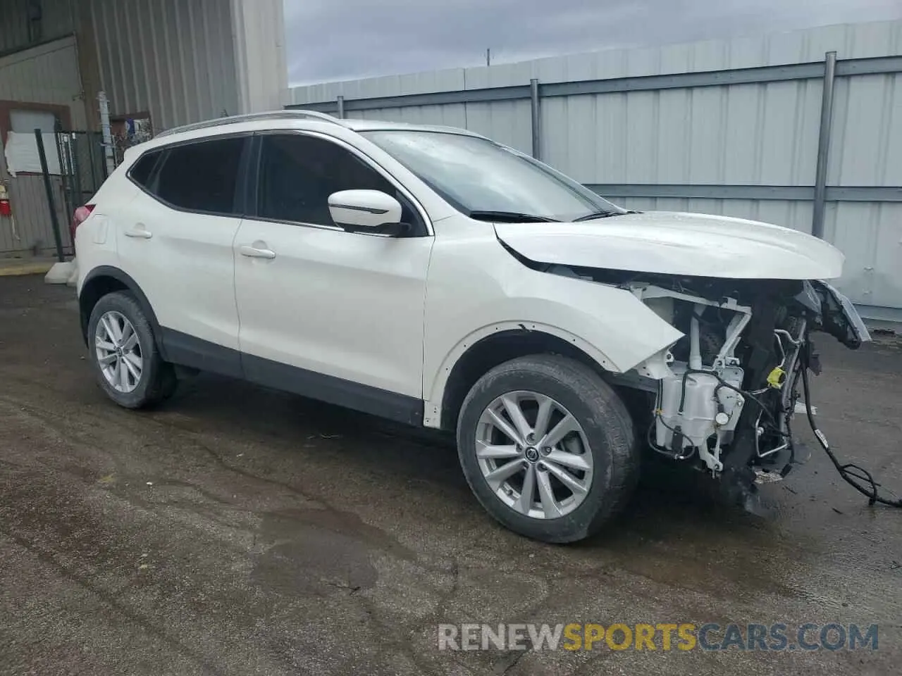 4 Photograph of a damaged car JN1BJ1CP8KW222194 NISSAN ROGUE 2019