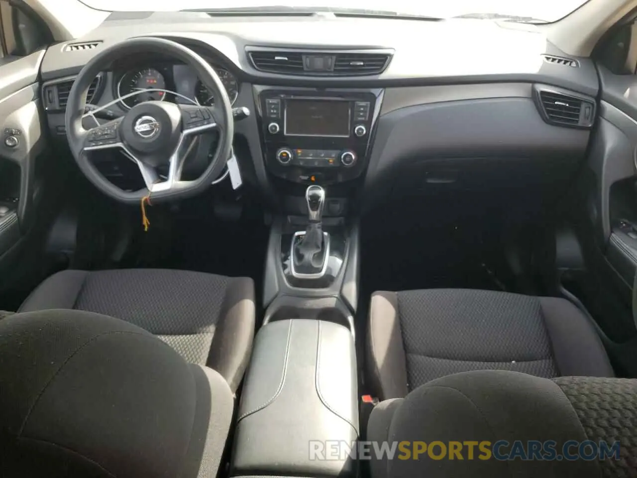 8 Photograph of a damaged car JN1BJ1CP8KW222311 NISSAN ROGUE 2019
