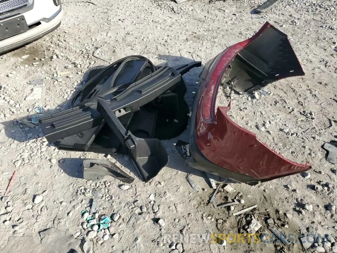 13 Photograph of a damaged car JN1BJ1CP8KW230554 NISSAN ROGUE 2019
