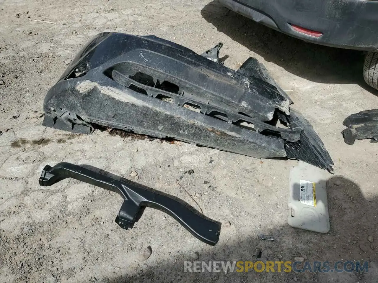 13 Photograph of a damaged car JN1BJ1CP8KW240789 NISSAN ROGUE 2019