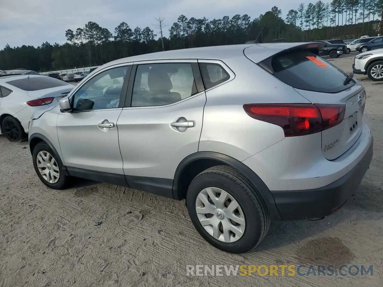 2 Photograph of a damaged car JN1BJ1CP8KW529610 NISSAN ROGUE 2019