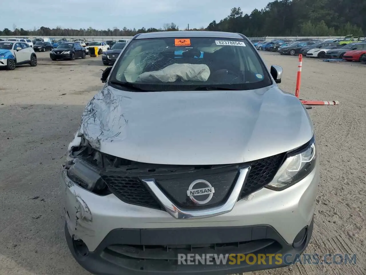 5 Photograph of a damaged car JN1BJ1CP8KW529610 NISSAN ROGUE 2019