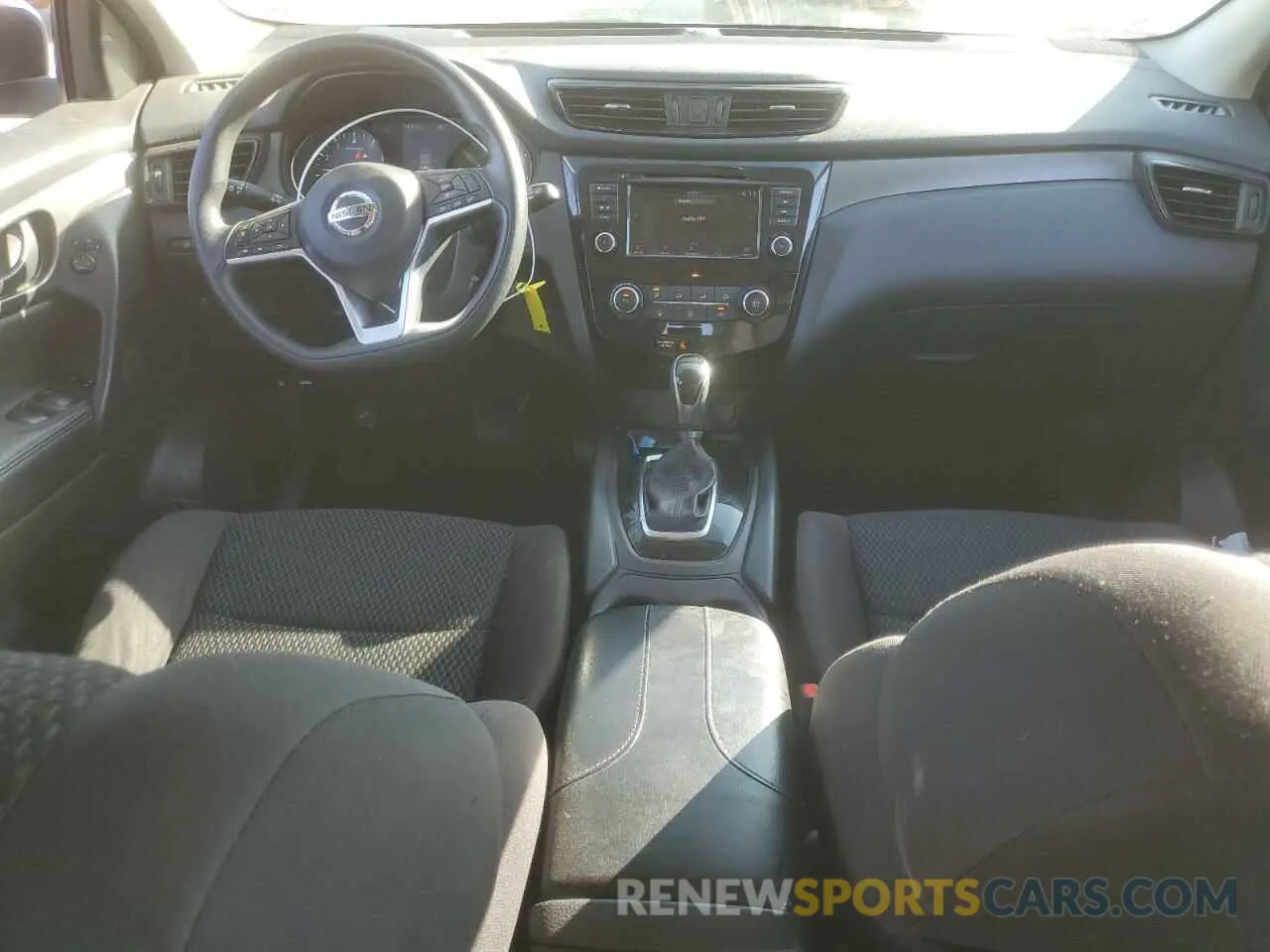 8 Photograph of a damaged car JN1BJ1CP9KW228831 NISSAN ROGUE 2019