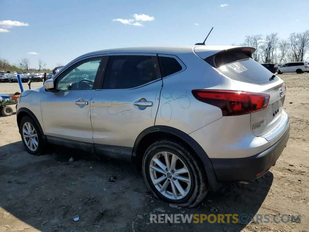 2 Photograph of a damaged car JN1BJ1CP9KW525727 NISSAN ROGUE 2019