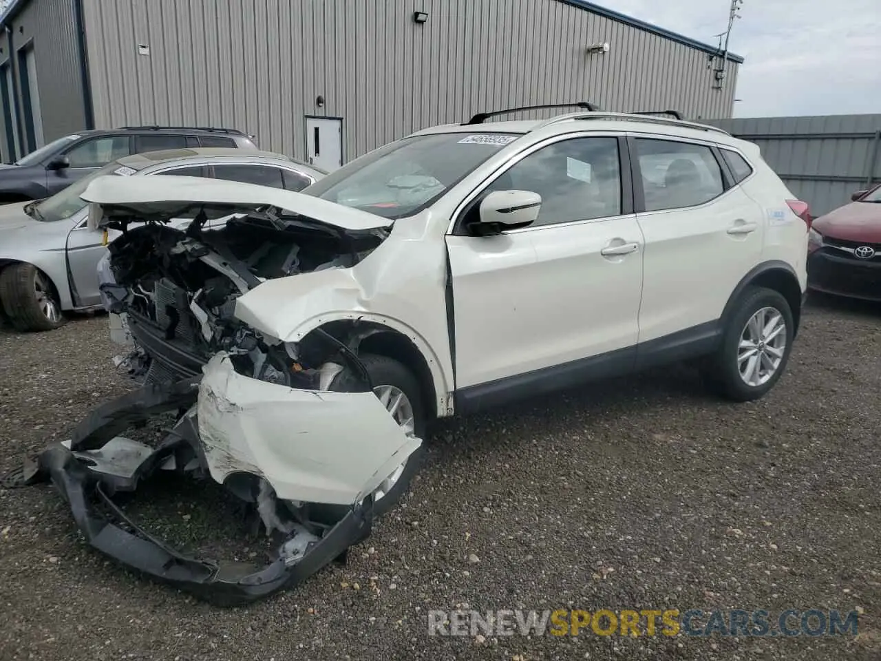 1 Photograph of a damaged car JN1BJ1CPXKW213545 NISSAN ROGUE 2019