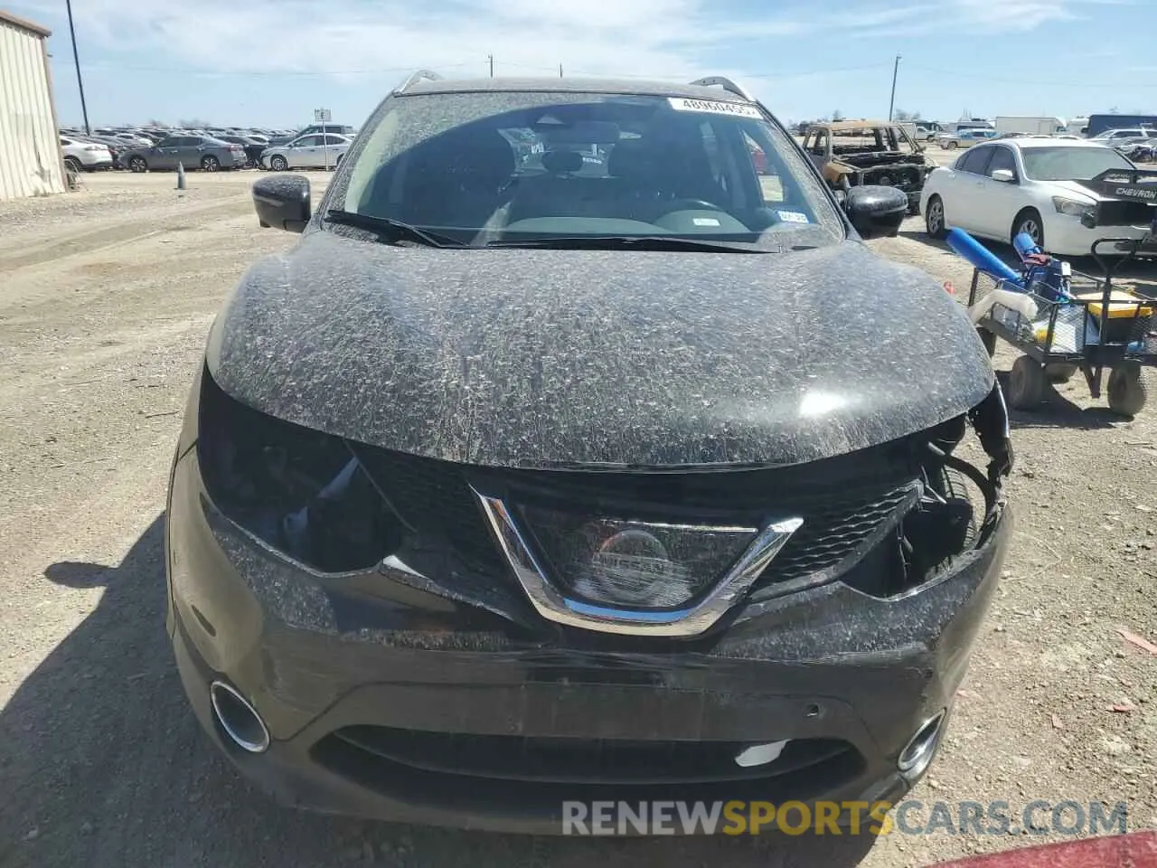 5 Photograph of a damaged car JN1BJ1CPXKW225419 NISSAN ROGUE 2019