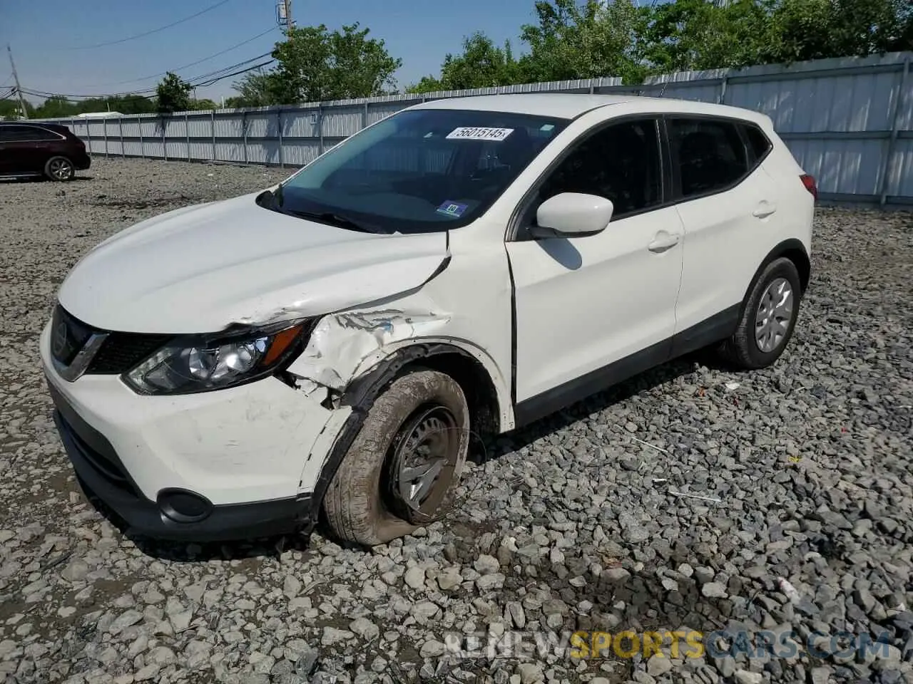 1 Photograph of a damaged car JN1BJ1CPXKW228997 NISSAN ROGUE 2019