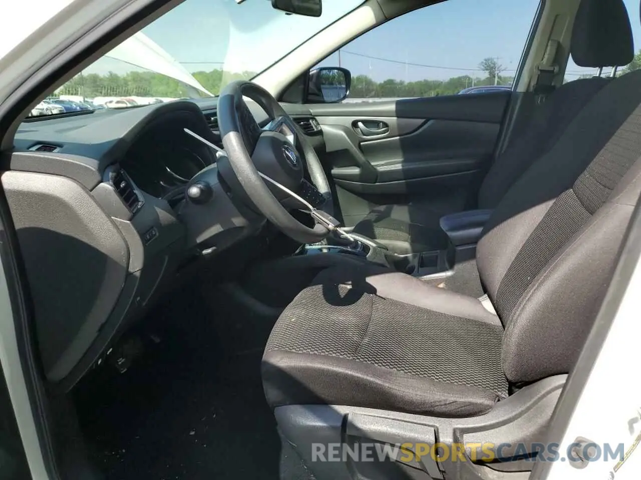 7 Photograph of a damaged car JN1BJ1CPXKW228997 NISSAN ROGUE 2019