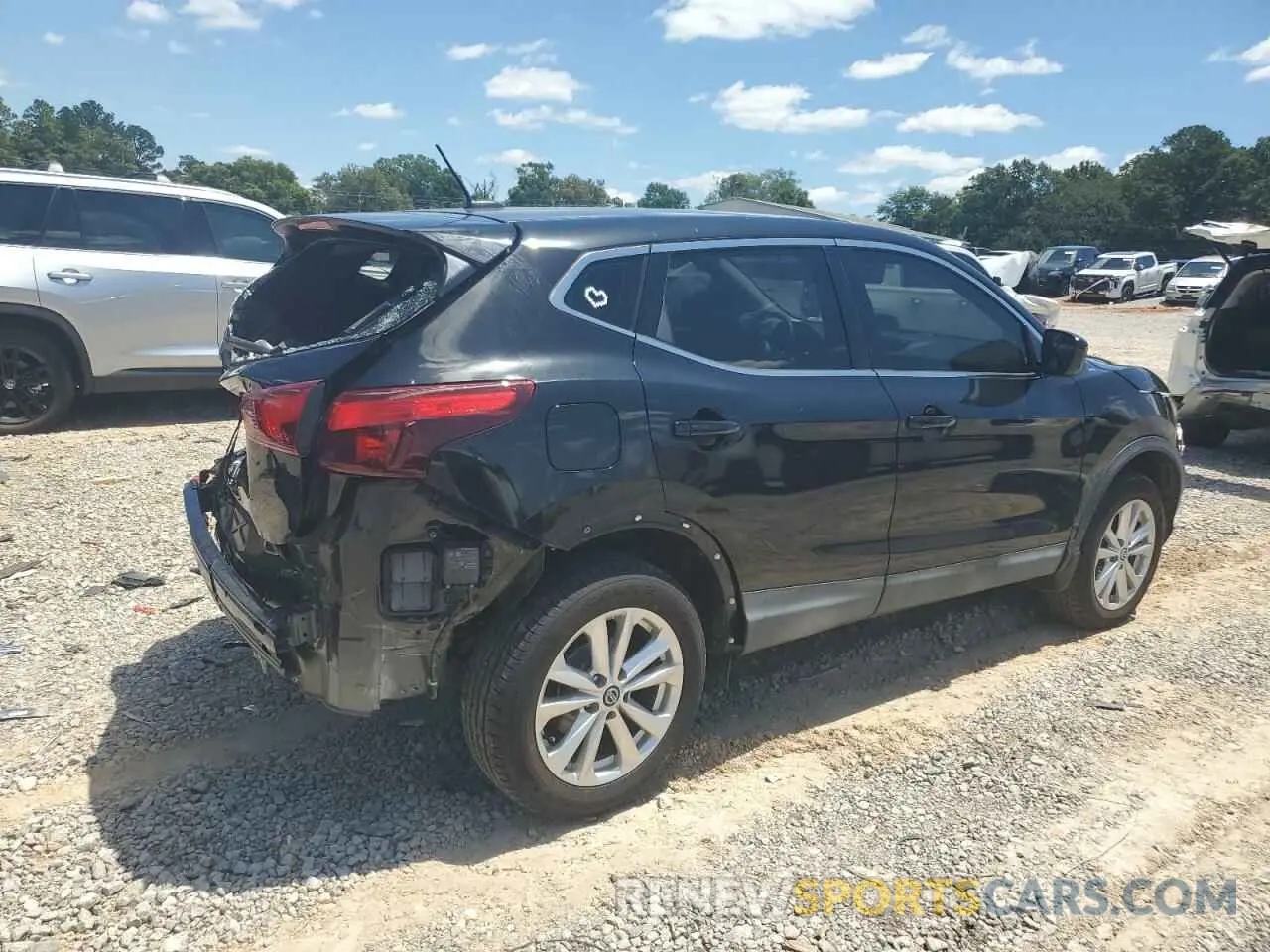 3 Photograph of a damaged car JN1BJ1CPXKW241295 NISSAN ROGUE 2019