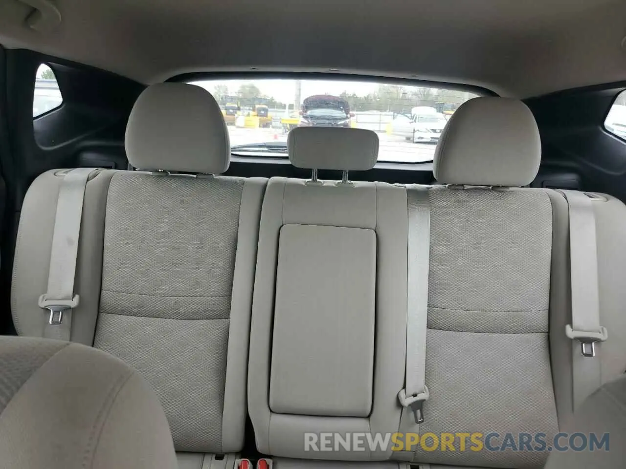10 Photograph of a damaged car JN1BJ1CPXKW523985 NISSAN ROGUE 2019