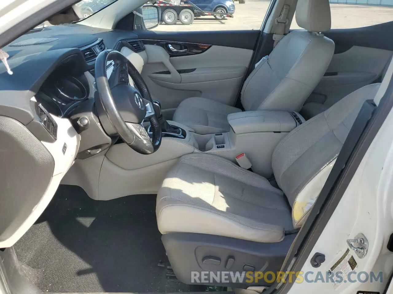 7 Photograph of a damaged car JN1BJ1CR0KW310822 NISSAN ROGUE 2019