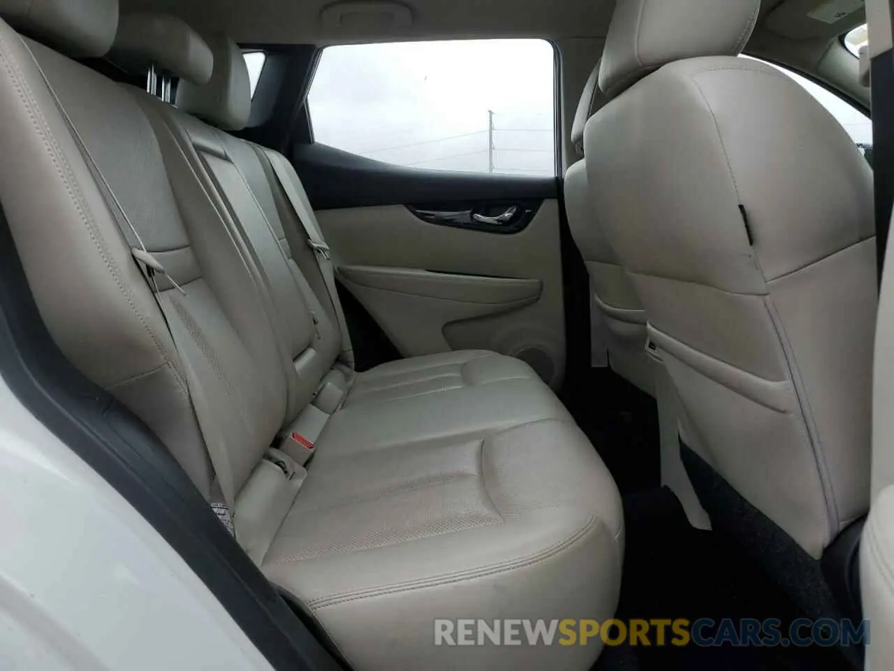 11 Photograph of a damaged car JN1BJ1CR0KW318483 NISSAN ROGUE 2019