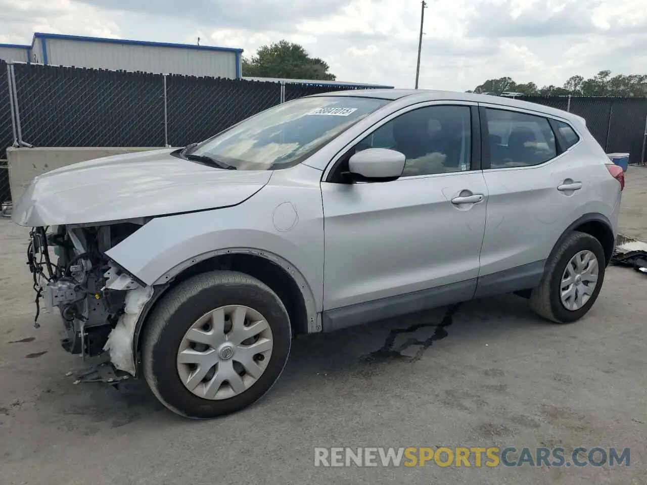 1 Photograph of a damaged car JN1BJ1CR1KW310652 NISSAN ROGUE 2019