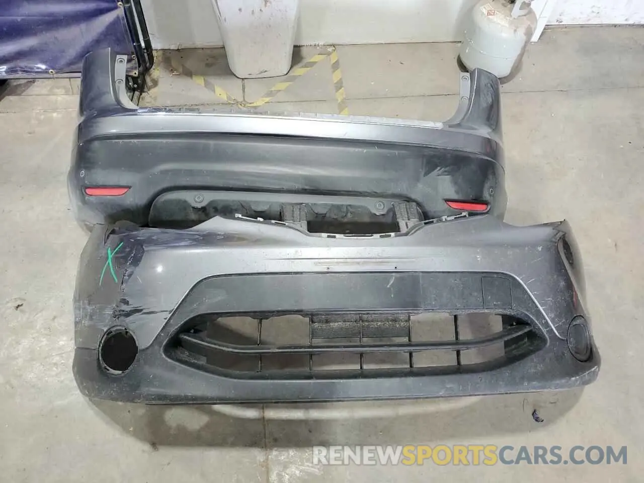 13 Photograph of a damaged car JN1BJ1CR1KW319884 NISSAN ROGUE 2019
