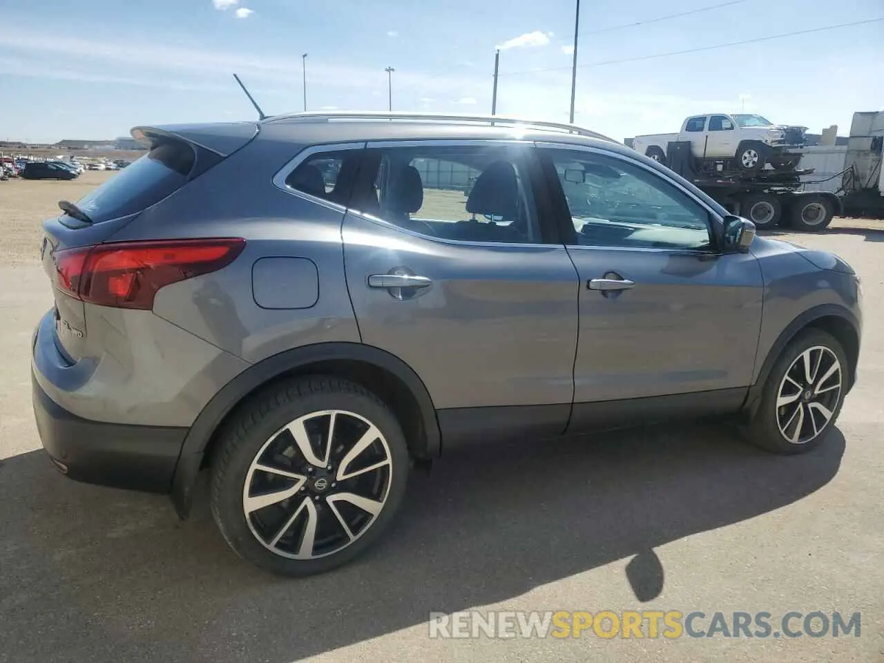 3 Photograph of a damaged car JN1BJ1CR1KW329623 NISSAN ROGUE 2019